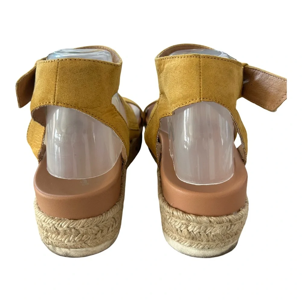 Universal Thread Mustard Espadrille Sandals Platform Ankle Strap 9.5